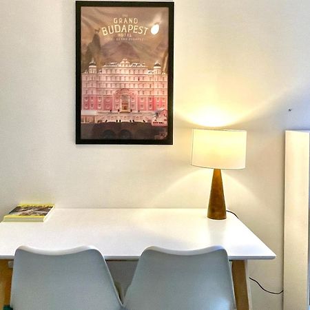 Charming Bright Sunny Studio Near Canal St Martin Paris Exterior foto